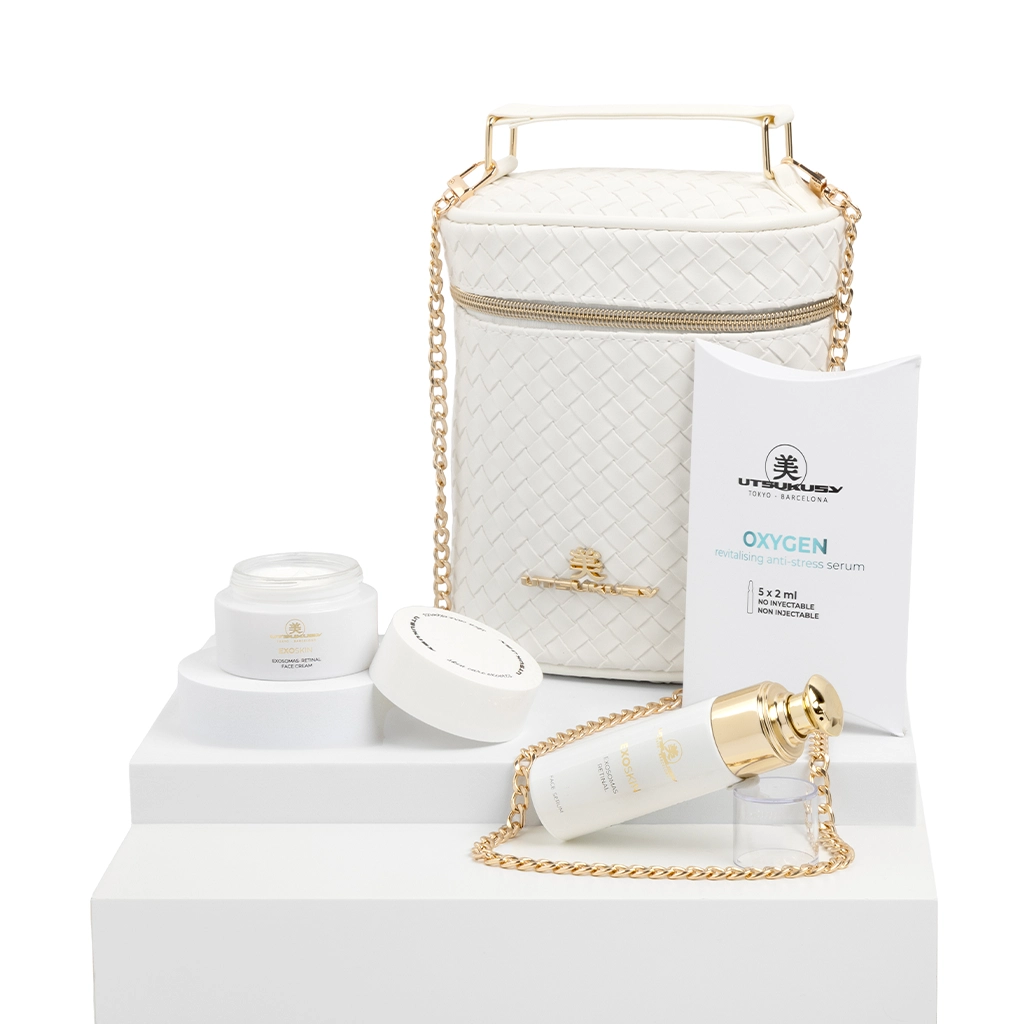 Set Exoskin con exosomas, 5 ampollas Oxygen y neceser blanco