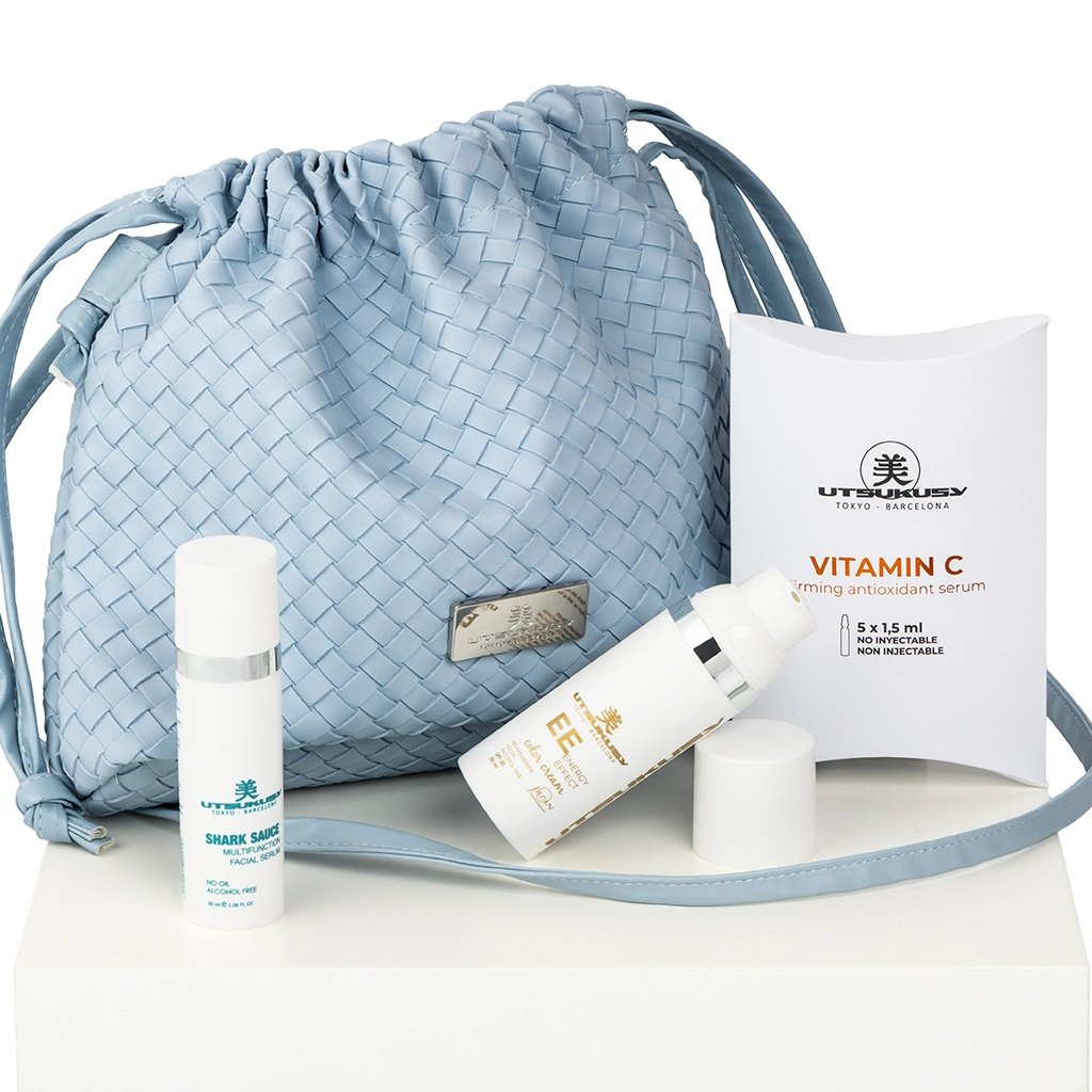 Set Shark Sauce con EE Color Cream, ampollas de vitamina C y neceser celeste
